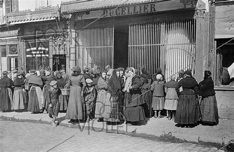 Roger Viollet Agence Photo Depuis