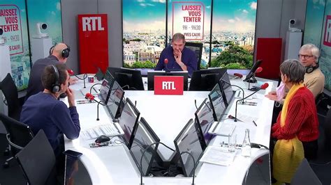 Suite de la saison des prix littéraires Christine Angot a reçu hier le