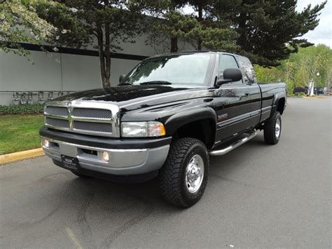 2002 Dodge Ram 2500 Laramie 4x4 5 9l Cummins 6 Speed Manual