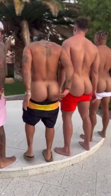 FIVE BLACK GUYS Ass buffet all you can eat ThisVid 日本語で