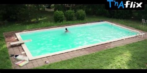 Alice Pehlivanyan Breasts Bikini Scene In Im Sommer Wohnt Er Unten Tnaflix