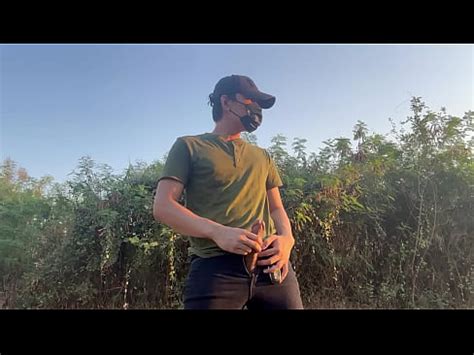 While Waiting For The Wind To Fly A Kite XVIDEOS