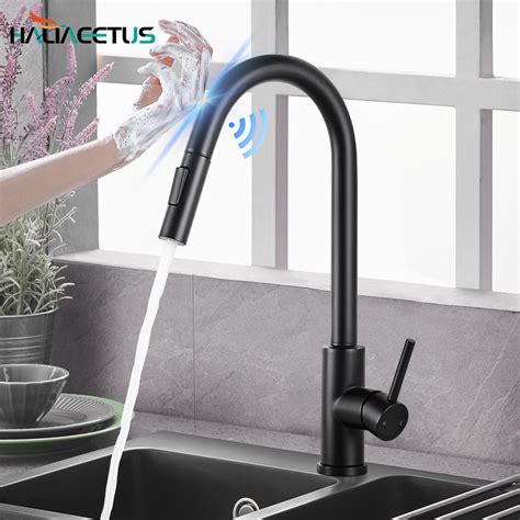 Kitchen Faucets Smart Sensor Pull Out Hot And Cold Water Switch Mixer Tap Smart Touch Spray Tap