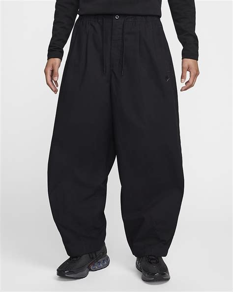 Nike Club Men's Balloon Trousers. Nike MY
