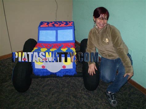 PIÑATAS TEMÁTICAS PIÑATA DE HOT WHEELS