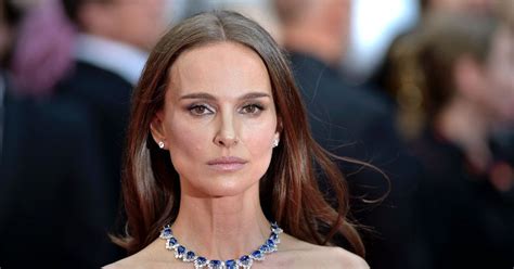 Natalie Portman s Blonde Ombré Gives The Star An Entirely Different Aesthetic in 2023 Timeless