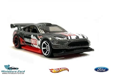Hot Wheels Custom Ford Mustang GT