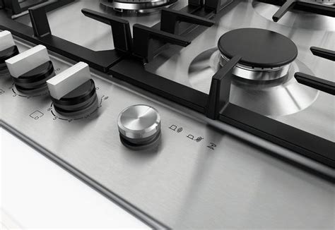 Новые газовые варочные поверхности Bosch с технологией FlameSelect.