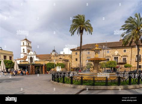 Fuente de café hi-res stock photography and images - Alamy