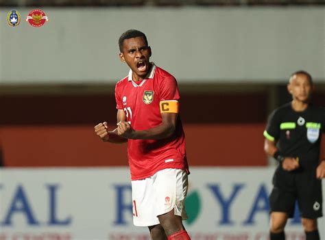 Iqbal Gwijangge Percaya Diri Layak Perkuat Timnas Indonesia U 17 Di