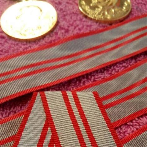 Колодки новые и ленты муаровые к медали "40 лет Советской Армии и Флоту ...