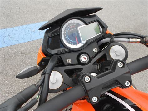 Đánh giá naked bike giá rẻ Benelli BN Motosaigon