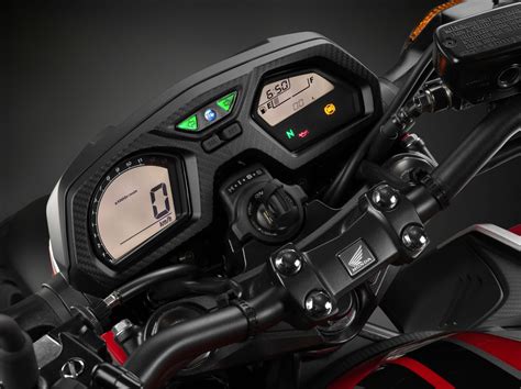 Motorrad Vergleich Suzuki Gsr 750 2017 Vs Honda Cb650f 2017
