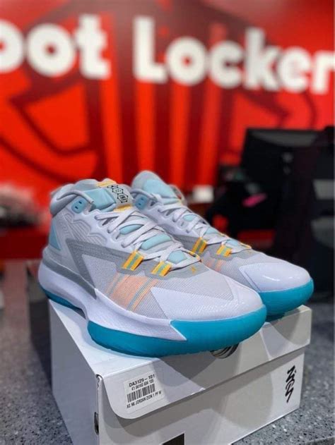 Jordan Zion 1, Men's Fashion, Footwear, Sneakers on Carousell