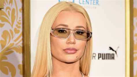 Ohne Slip Iggy Azalea Zeigt BEINahe Ihr Genital Promiflash De