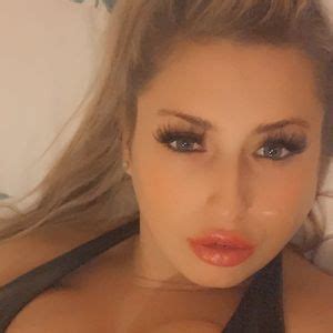 Yasmin Dornelles Nude Photo