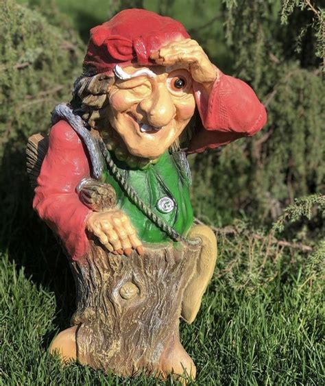 Садовая Фигура Баба Яга купить на OZON по низкой цене