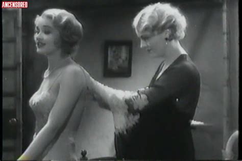 Naked Marian Marsh In Svengali