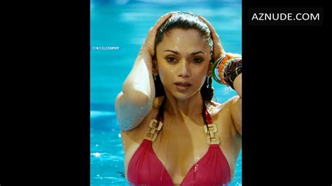 Aditi Rao Hydari Pool Bikini Video Clip AZNude