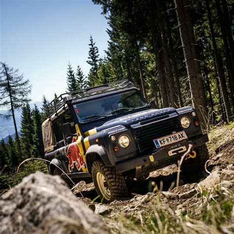 Offroad Experience im Land Rover Defender - Red Bull Ring Shop