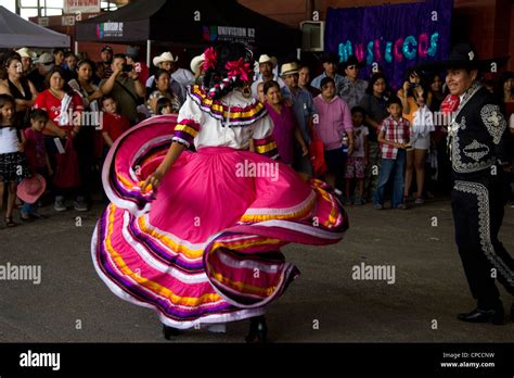 Ballet Folklorico Performance During Cinco De Mayo Festival Stock Photo