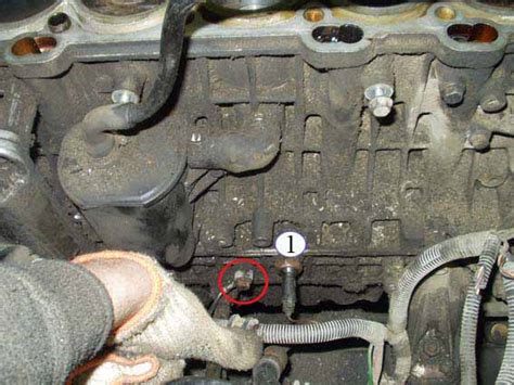 Датчики и некоторые точки массы на двигателе Volvo 850