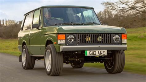 Range Rover Classic Restomod Has 2 Doors 450 Hp Tesla