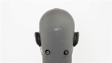 Sennheiser IE 40 PRO Review - RTINGS.com