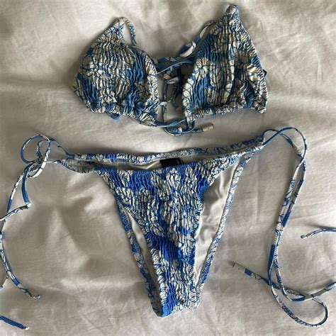 Triangl Bikini Blue Floral Small Stain On Bottoms Depop