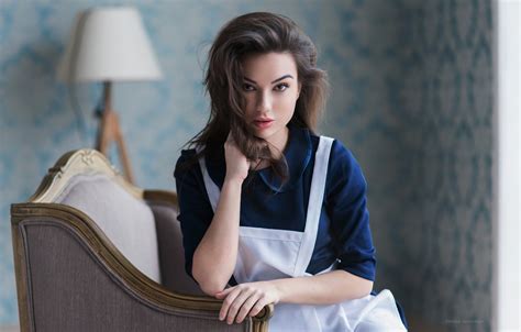 Обои girl long hair photo photographer model bokeh face brunette на телефон и рабочий