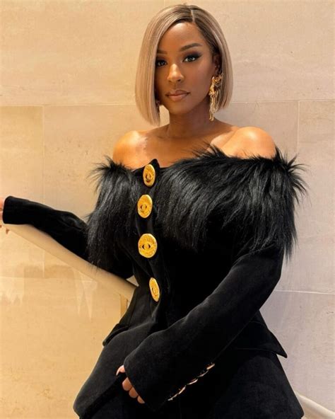 Who is LeBrons Wife Savannah James? Age, Height, Net Worth