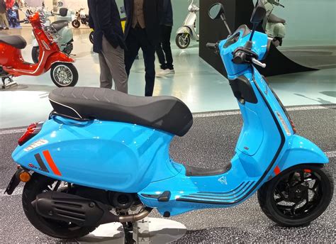 Novità scooter VESPA 2025 rumors news foto prezzi schede tecniche