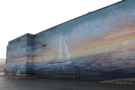 Mural on the QFC in Belfair : r/Washington