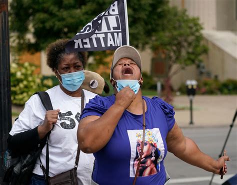 Photos Breonna Taylor Decision Sparks Protests Cnn