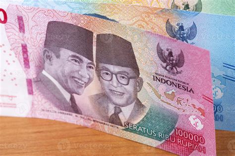 indonesian money  serie  banknotes  stock photo  vecteezy