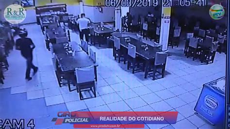 GARÇOM É EXECUTADO EM CHURRASCARIA EM EUNÁPOLIS BAHIA CENAS FORTES