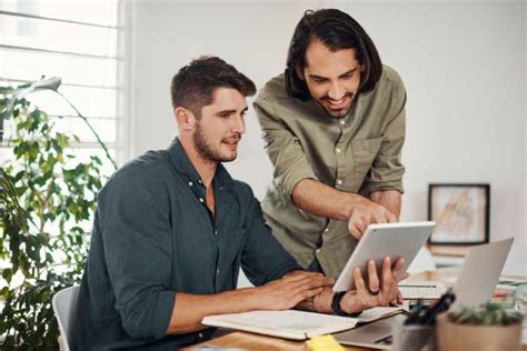 How Does a Dedicated Server Work? | Teecycle