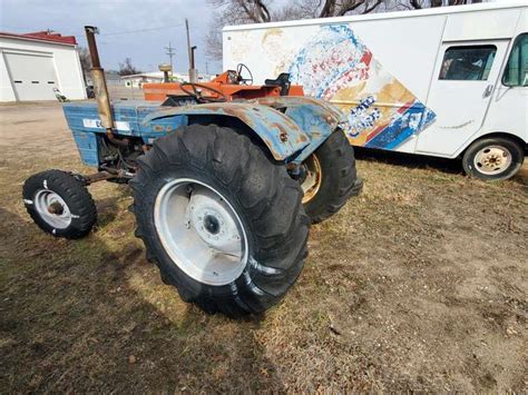 510 Long Tractor Gavel Roads Online Auctions