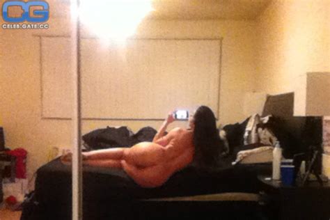 Uldouz Wallace Nude Pictures Onlyfans Leaks Playboy Photos Sex Scene Uncensored