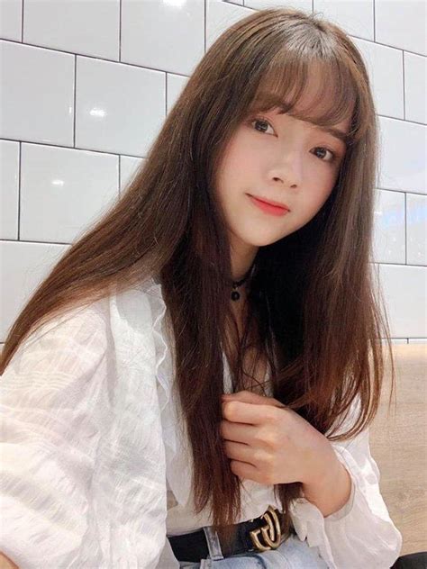 Bẵng đi năm hot girl ảnh thẻ bỗng dưng nổi tiếng sau một đêm giờ