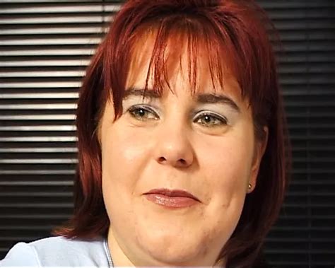 Kurvige Rothaarige Milf Fingert Sich Mit Banane XHamster