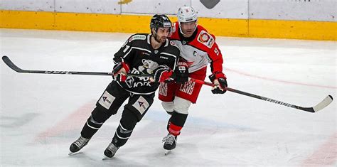 Фото картинки ХК Трактор