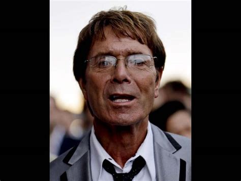 Singer Cliff Richard S Home Searched Over Sex Offence Hindustan Times