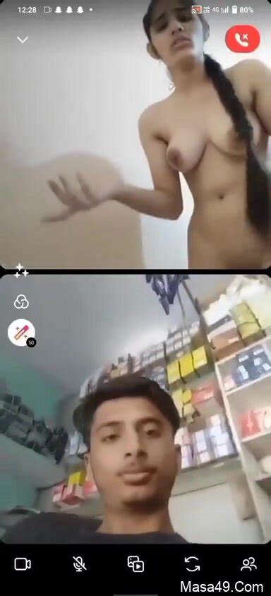 Desi Girl Shows Her Nude Body To Lover On VC