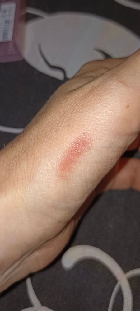 Divage Помада бальзам для губ увлажняющая Nude Balm Lipstick тон 04 Naked blush купить с