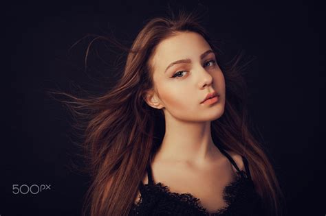 Wallpaper Women Face 2000x1333 Cyannight 1662933 Hd Wallpapers