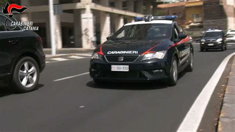 Perseguita E Picchia Coppia Gay Dovete Scomparire