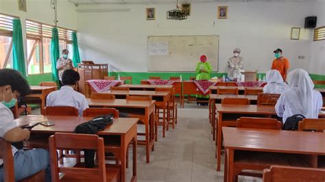 Sman Prambanan Klaten Pelaksanaan Swab Sampling Siswa Sma N