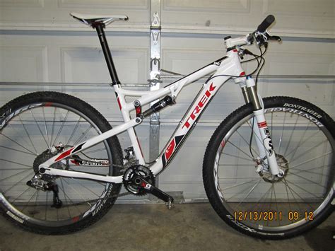 Tales of a Singlespeed Moron: Trek Superfly 100 AL Elite