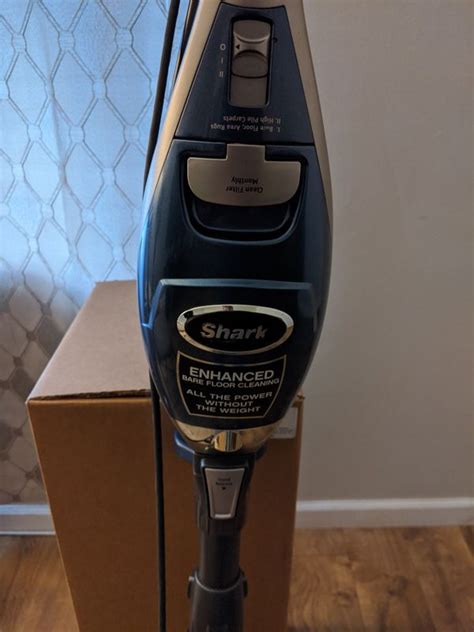 Shark Rocket Deluxe Pro ULTRALIGHT Vacuum Cleaner Model Uv330 For Sale